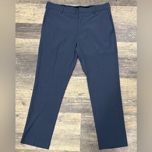 NEW Van Heusen Men's Dark Blue Dress Pants
